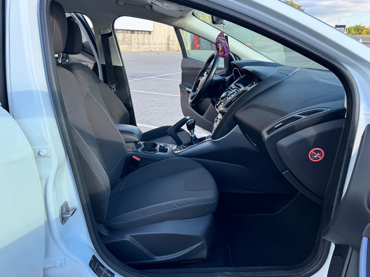 2012 Ford Focus — Miniatură 14