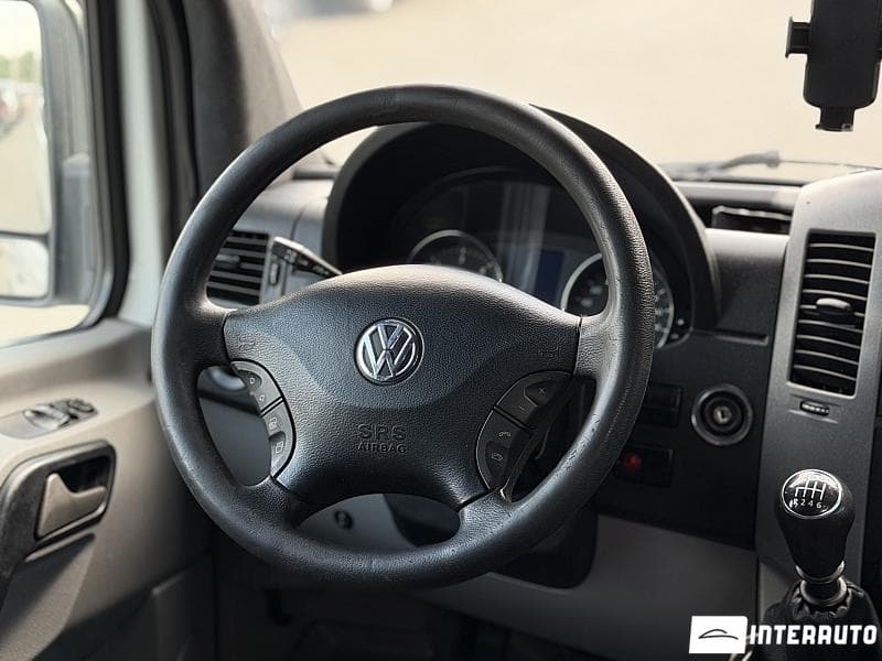 Volkswagen Crafter 2015 — Миниатюра 9