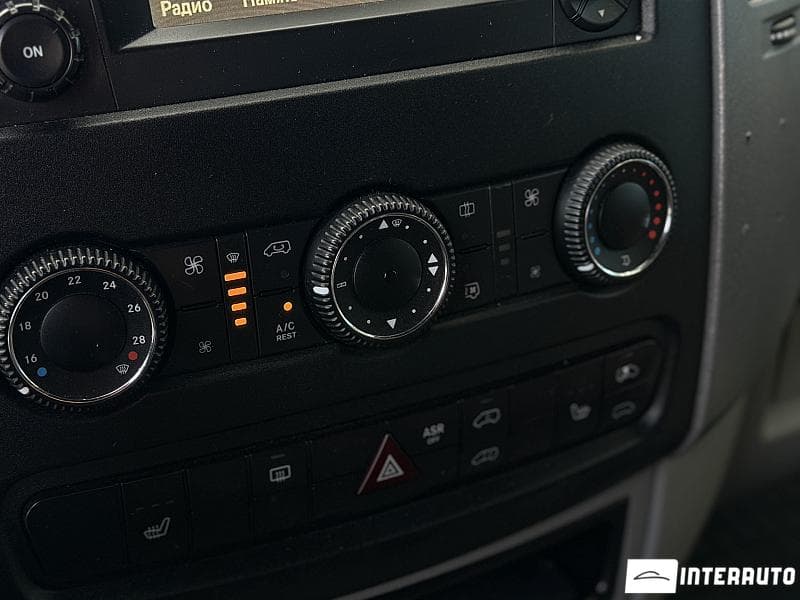 Volkswagen Crafter 2015 — Миниатюра 14