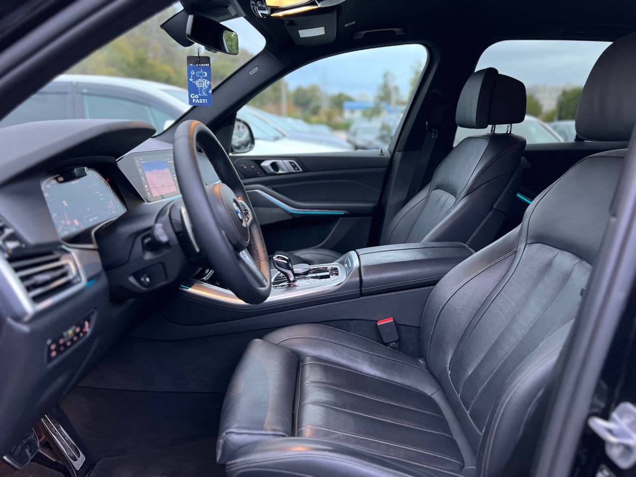BMW X5 4.0i 2018 — Миниатюра 19