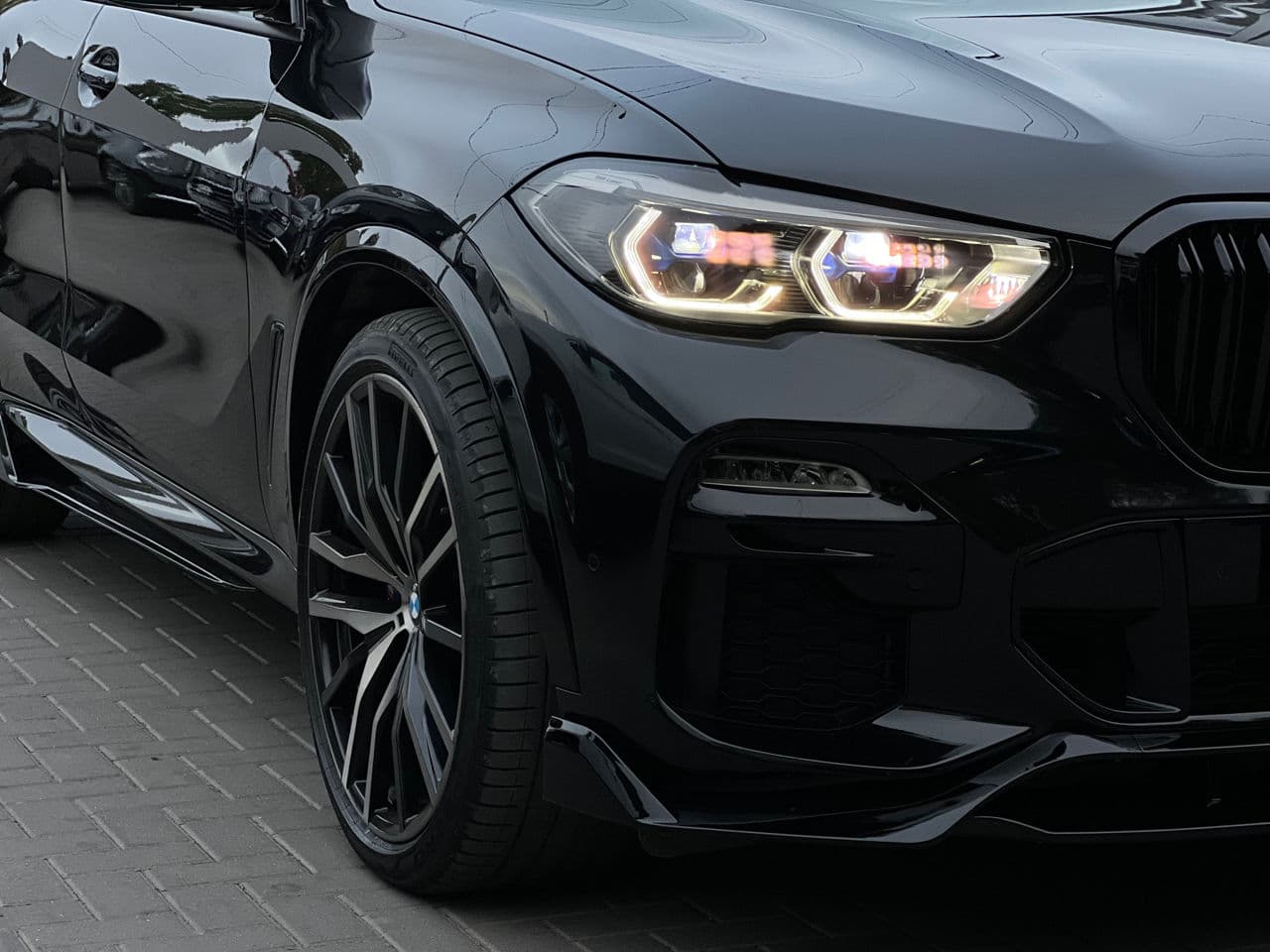 BMW X5 4.0i 2018 — Миниатюра 5