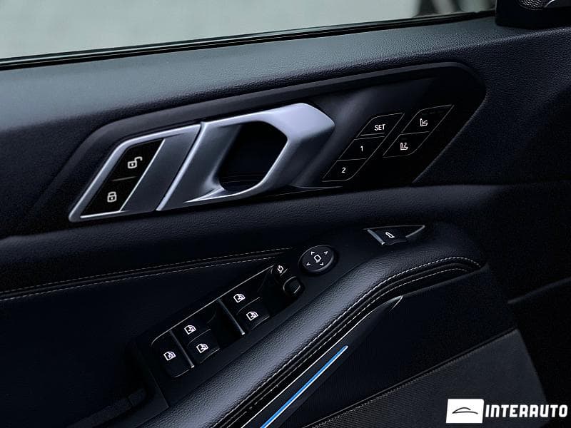 BMW X5 4.0i 2018 — Миниатюра 15