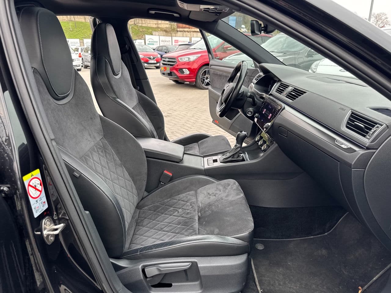 Skoda Superb 2019 — Миниатюра 13