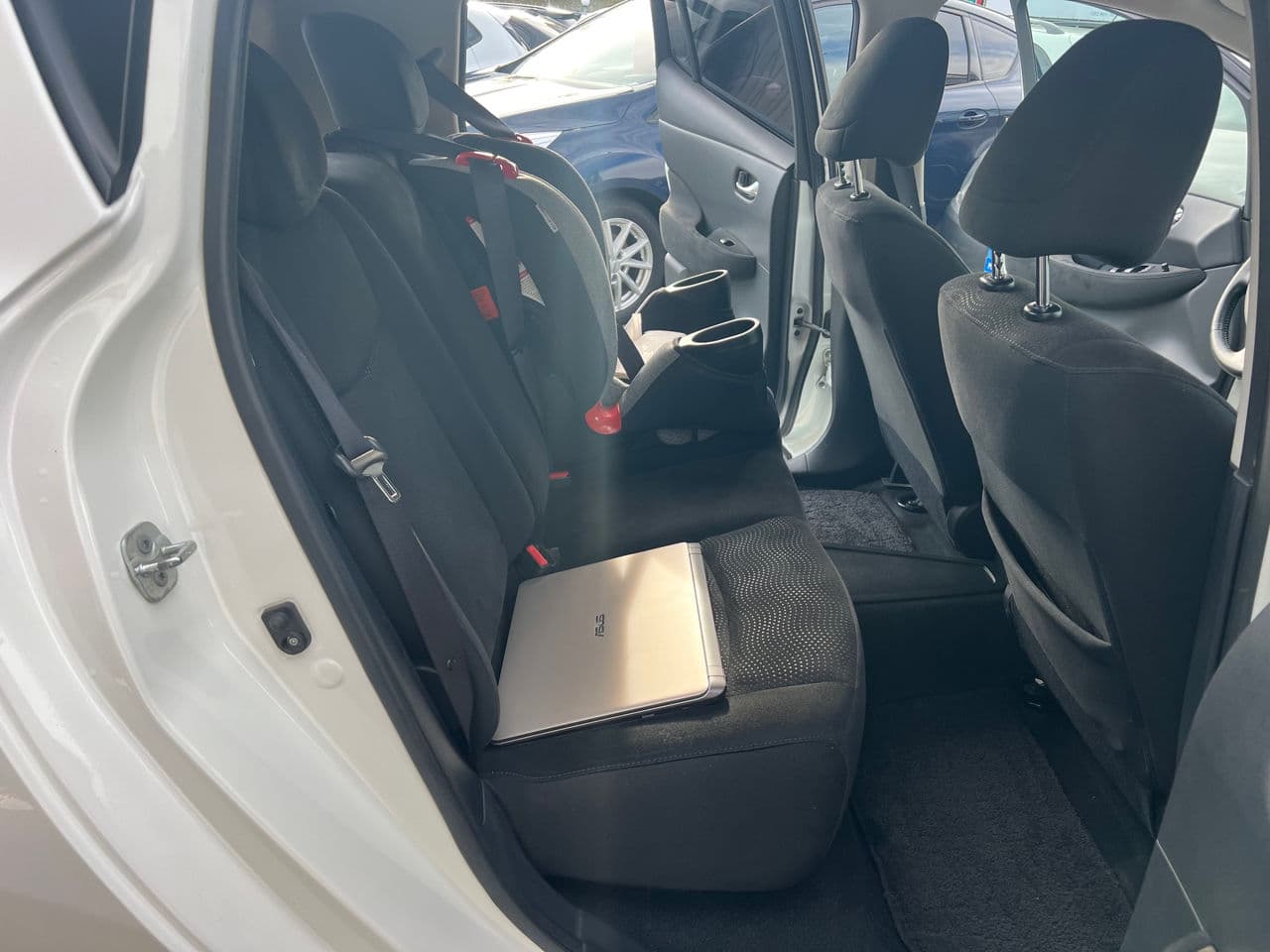 Nissan Leaf 2015 — Миниатюра 17