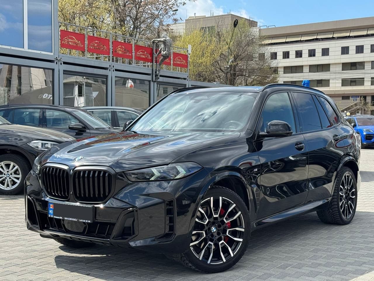 BMW X5 4.0i 2023 — Миниатюра 3