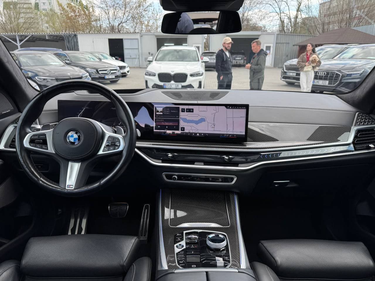 BMW X5 4.0i 2023 — Миниатюра 8