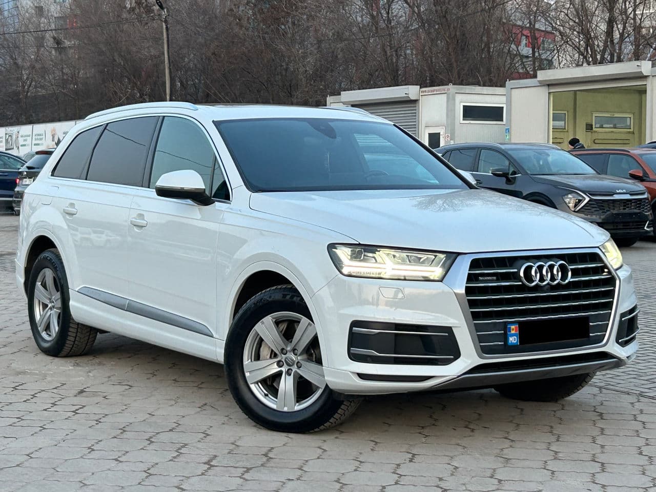 2017 Audi Q7 — Miniatură 4