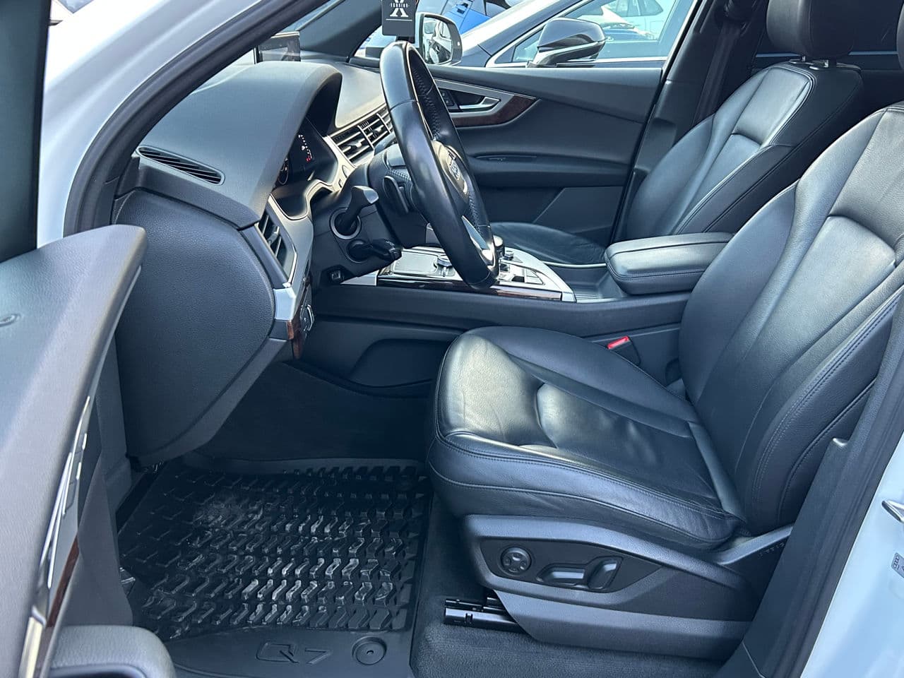 2017 Audi Q7 — Miniatură 9