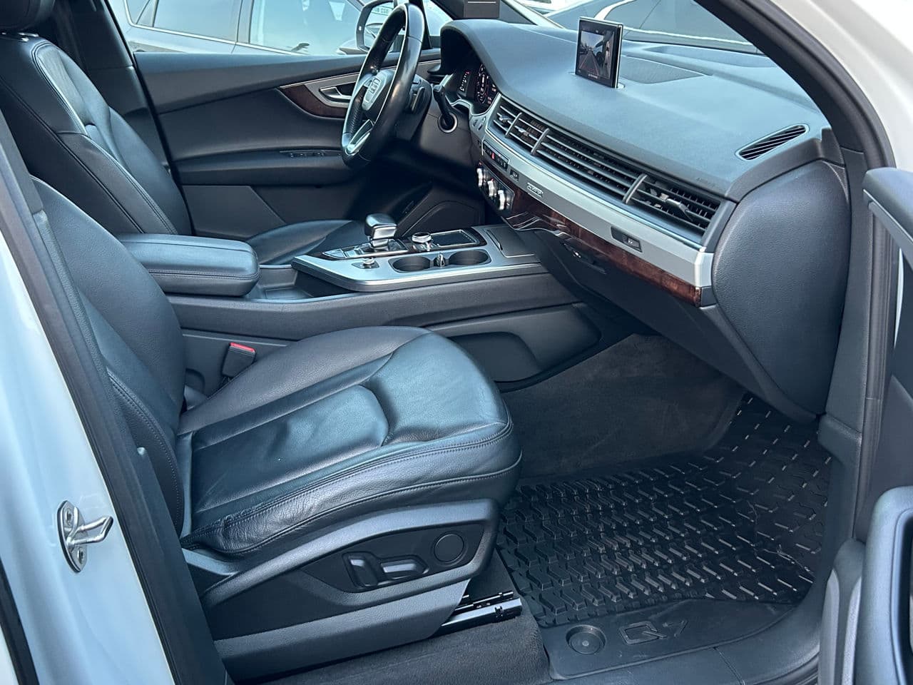 2017 Audi Q7 — Miniatură 17