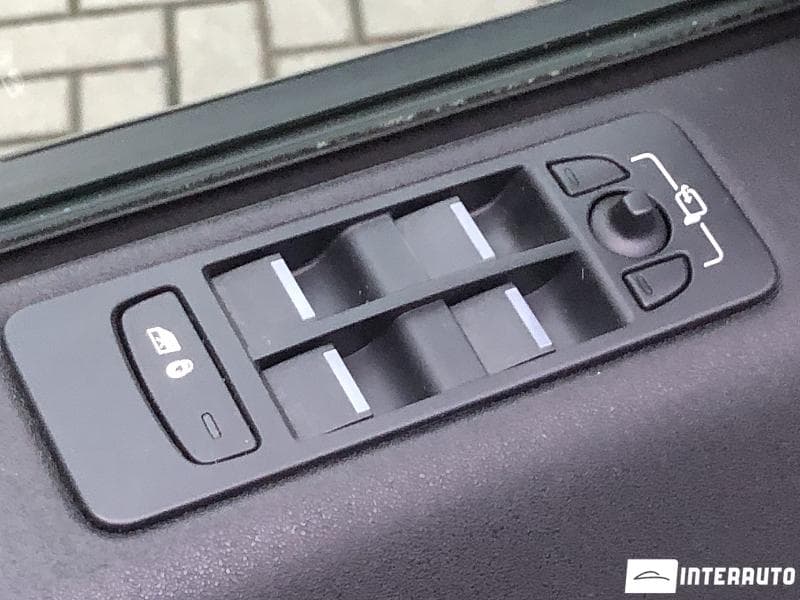 2017 Land Rover Discovery Sport — Miniatură 19