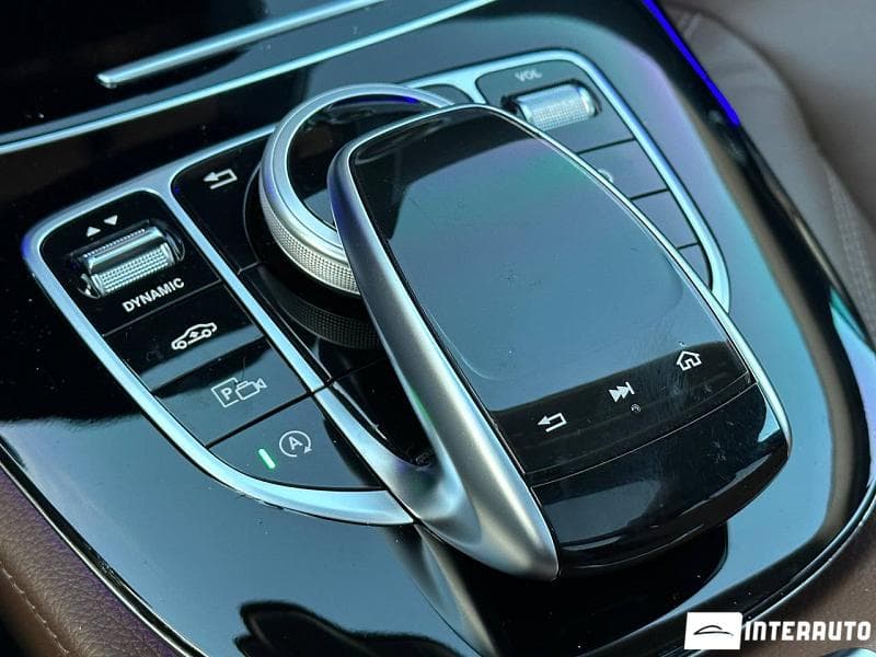 2017 Mercedes E 220 — Miniatură 20