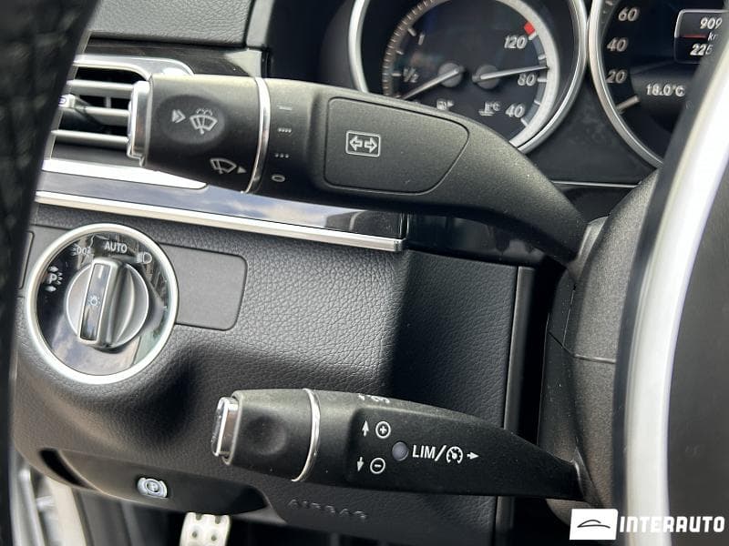 2013 Mercedes E 200 — Miniatură 11
