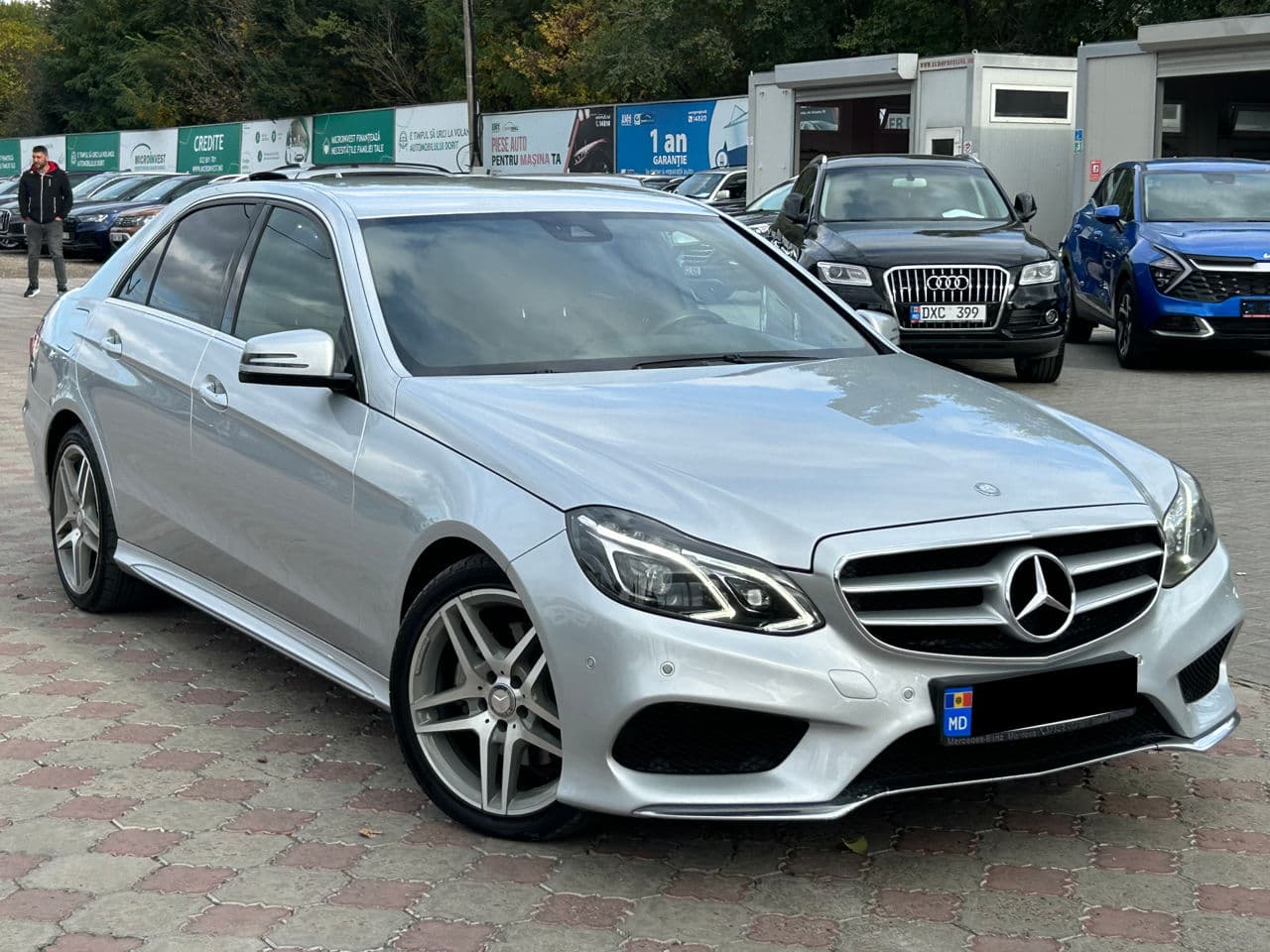 2013 Mercedes E 200 — Miniatură 4