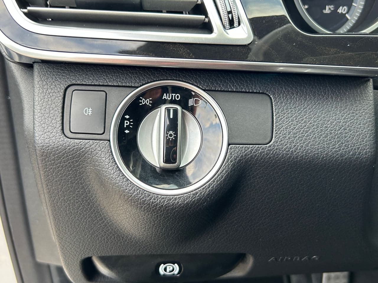 2013 Mercedes E 200 — Miniatură 9