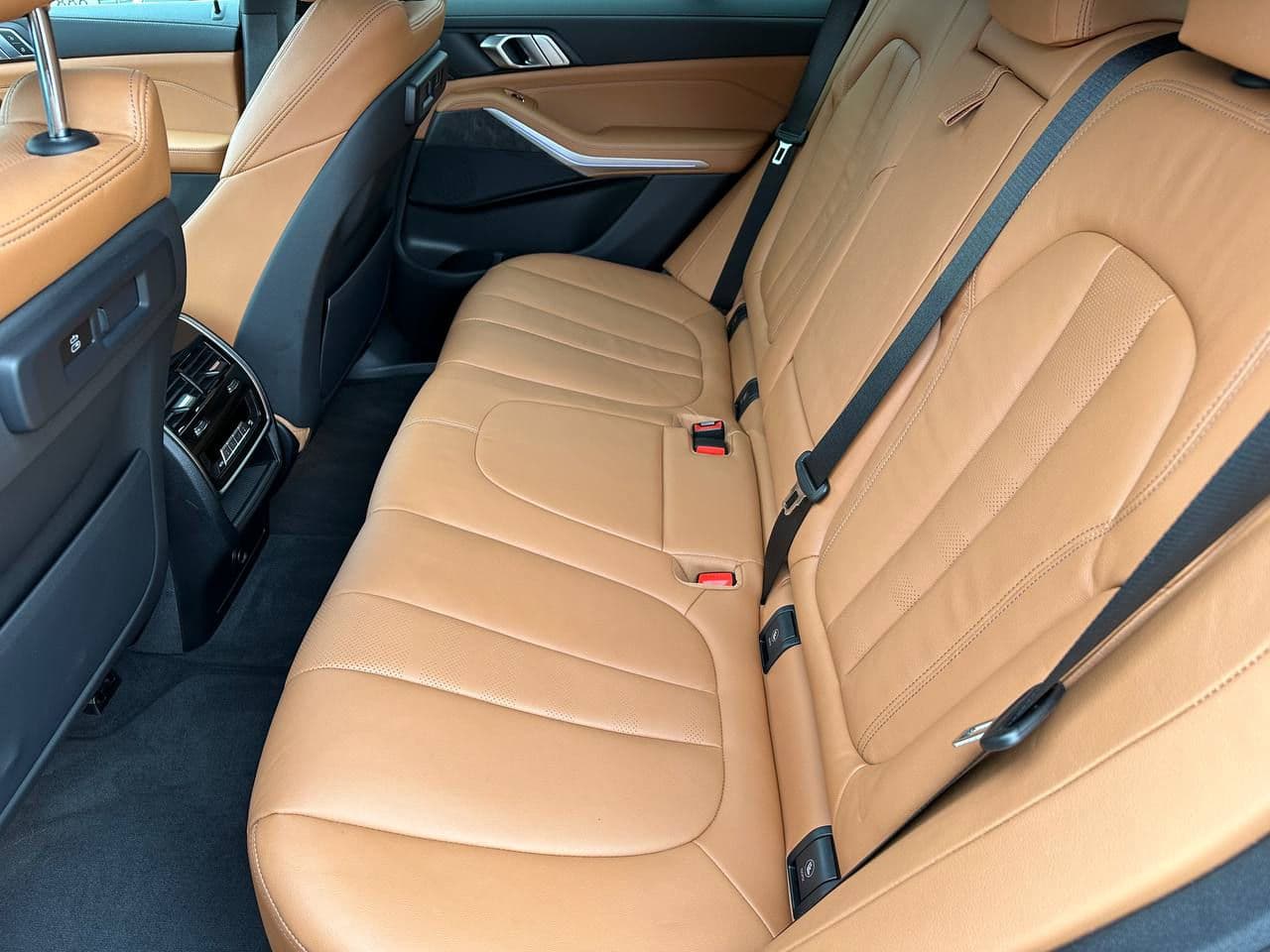 2021 BMW X5 4.5e — Miniatură 21
