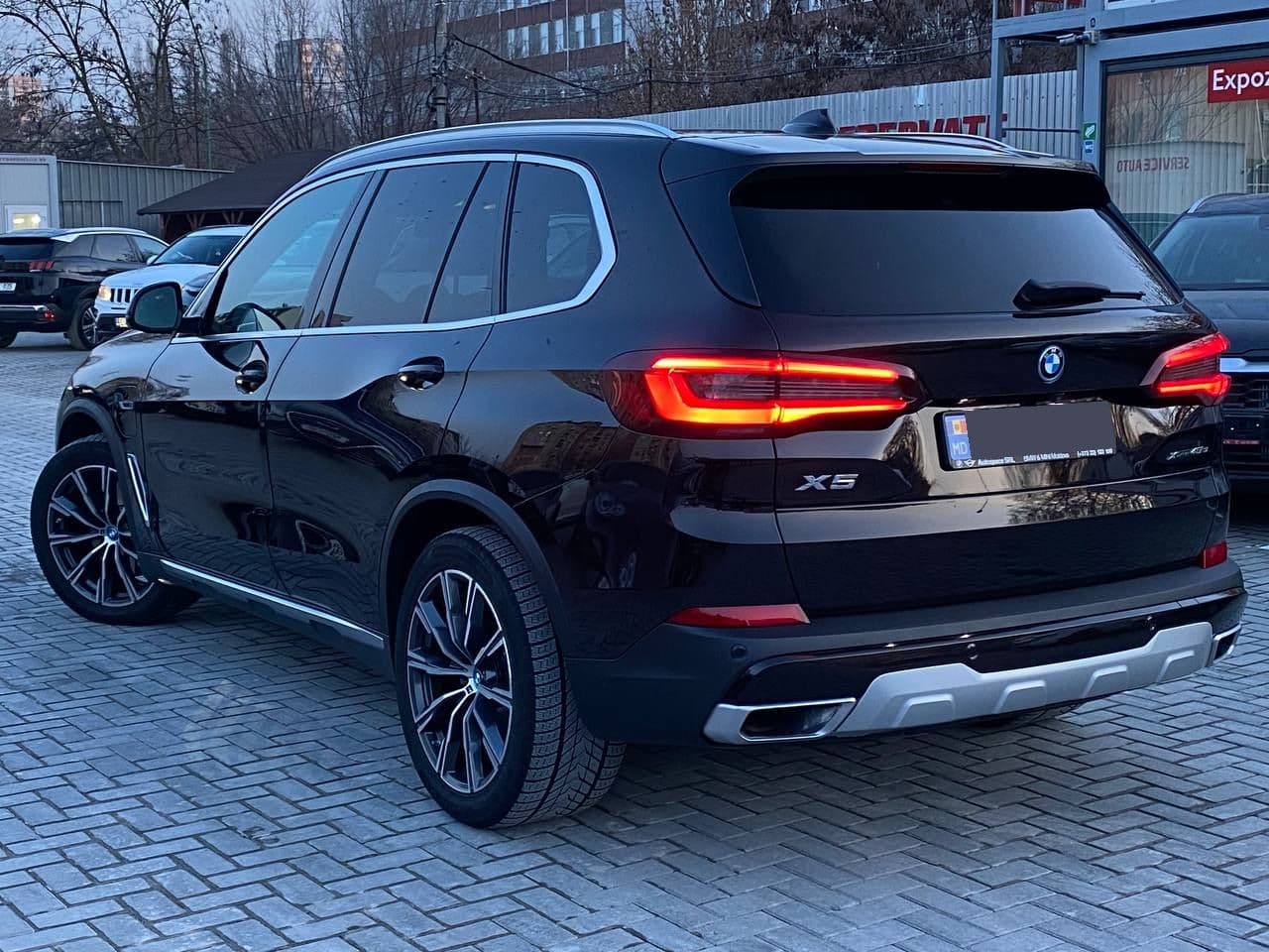 2021 BMW X5 4.5e — Miniatură 2