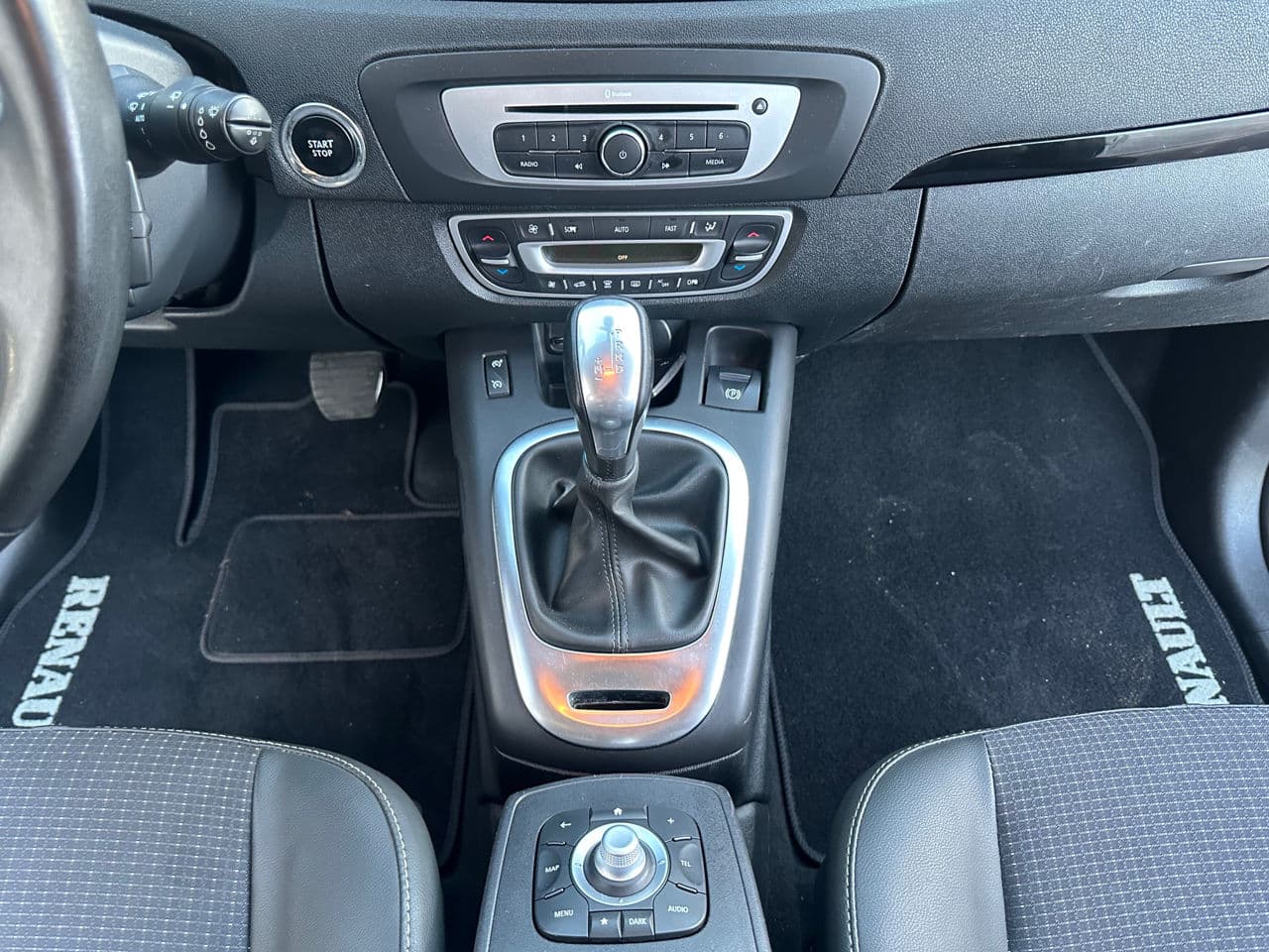 Renault Scenic 2015 — Миниатюра 12