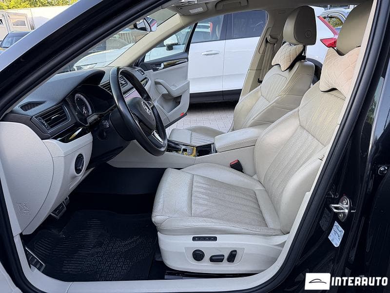 2017 Skoda Superb — Miniatură 5