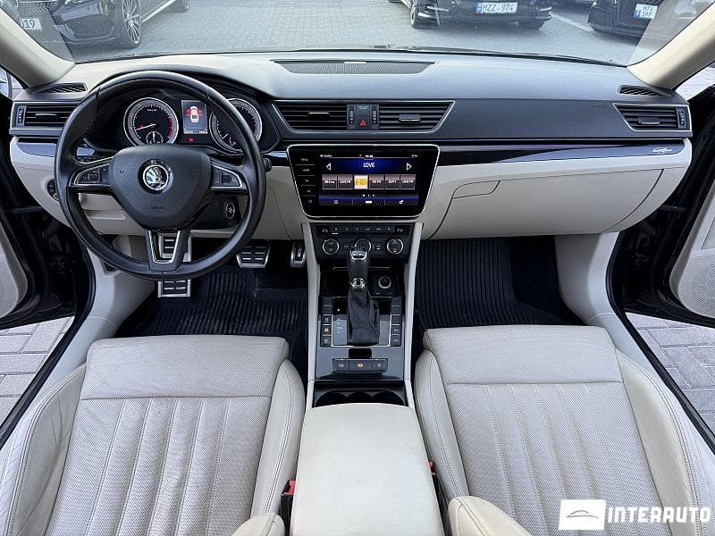 2017 Skoda Superb — Miniatură 9