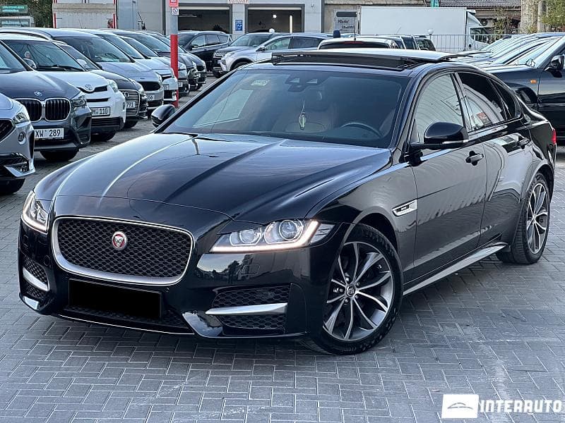 2017 Jaguar XF — Miniatură 2