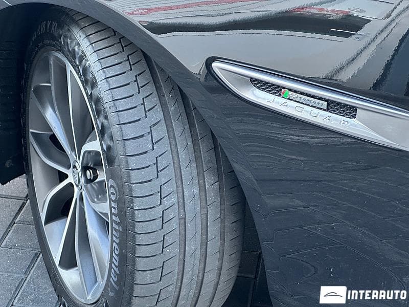 2017 Jaguar XF — Miniatură 22