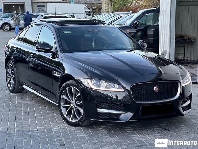 Jaguar XF