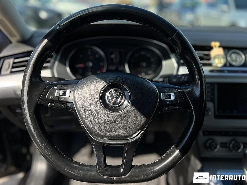 Volkswagen Passat 2017 — Миниатюра 7