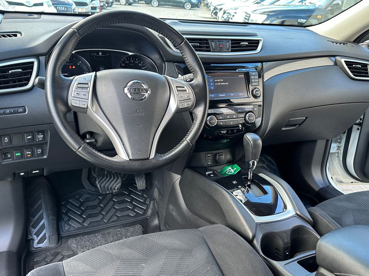 2016 Nissan X-Trail — Miniatură 9