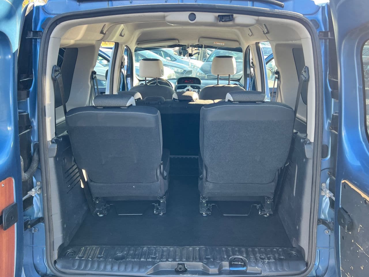 2013 Renault Kangoo — Miniatură 13
