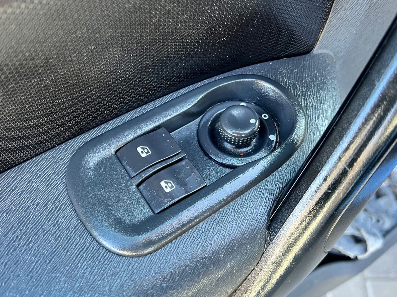 2013 Renault Kangoo — Miniatură 14
