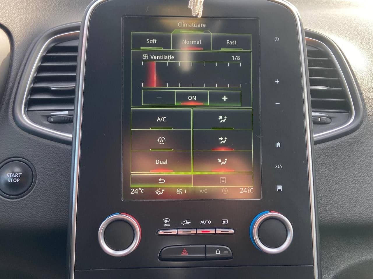 2018 Renault Grand Scenic — Miniatură 14