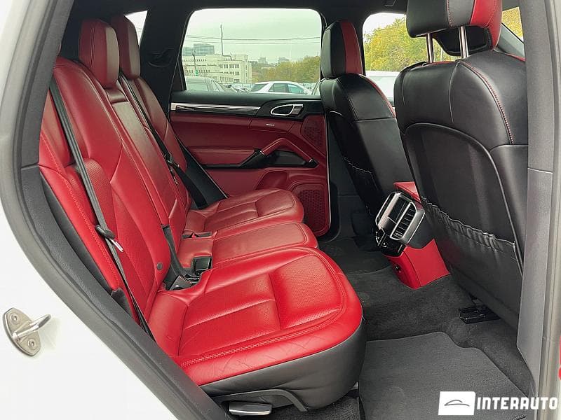 Porsche Cayenne 2015 — Миниатюра 16