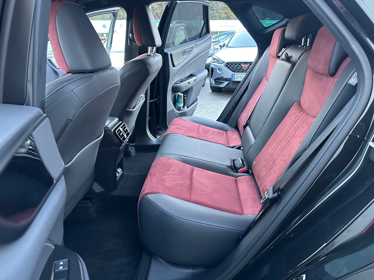 2022 Lexus NX 200 — Miniatură 16
