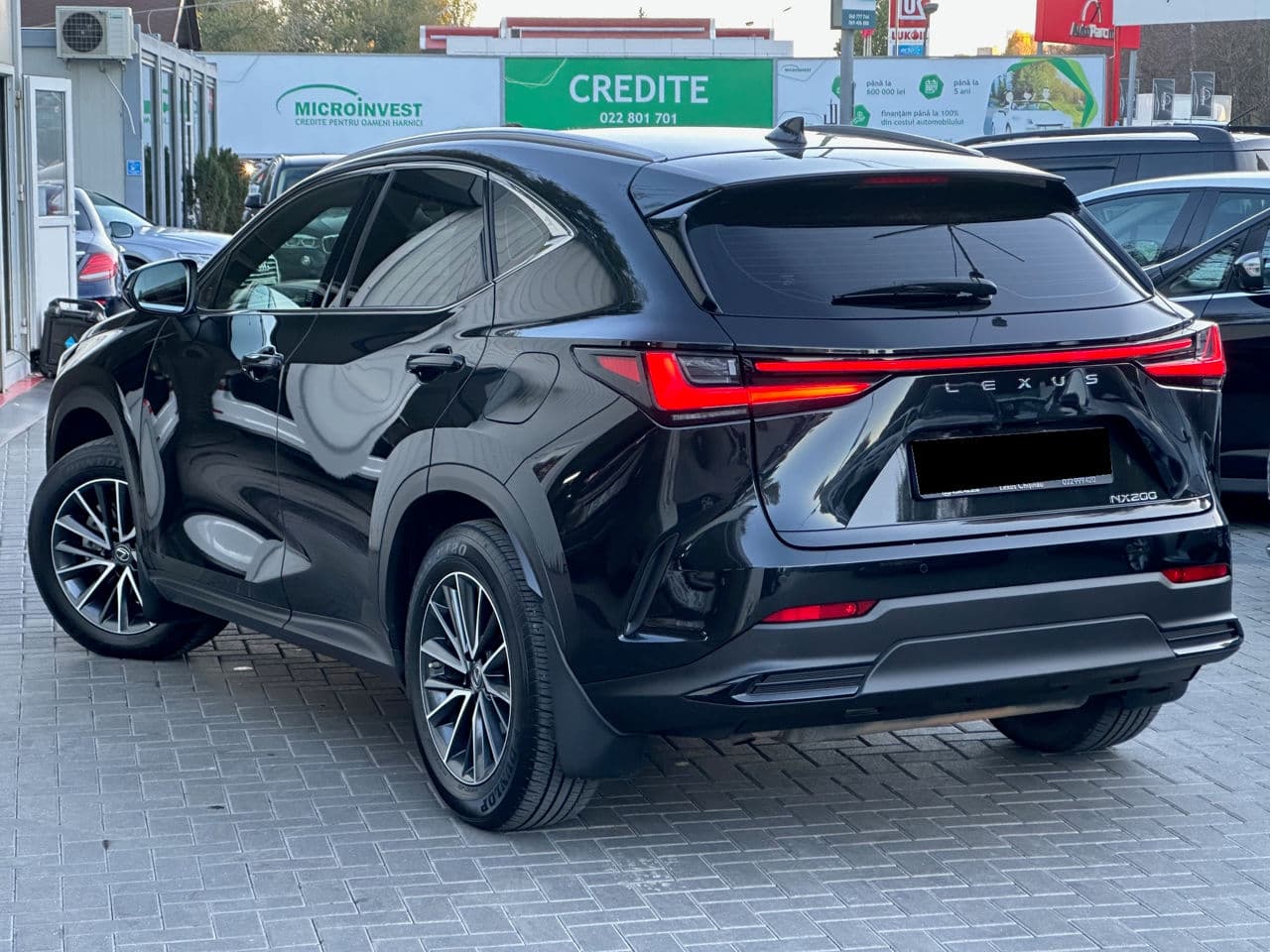 2022 Lexus NX 200 — Miniatură 3