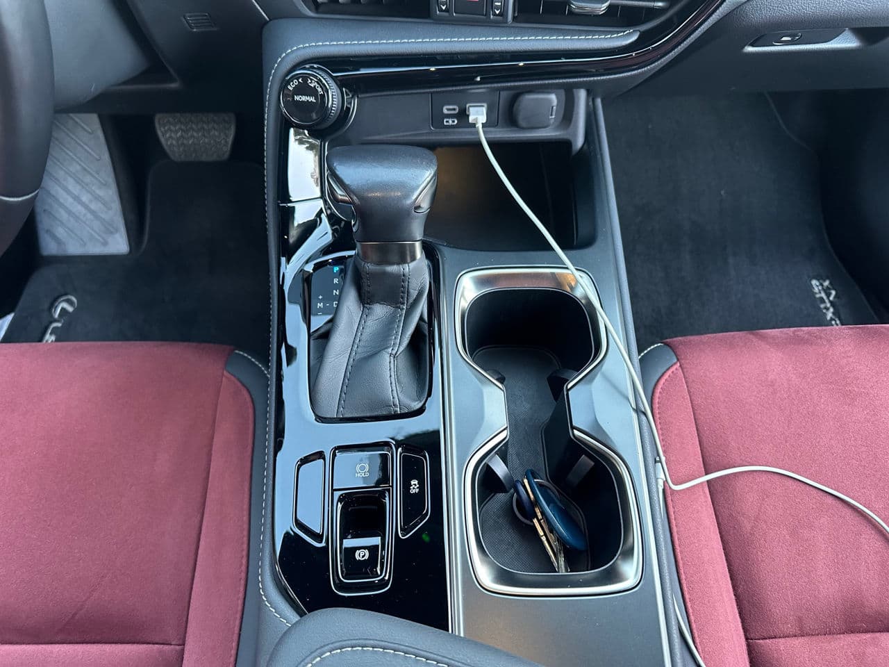 2022 Lexus NX 200 — Miniatură 15