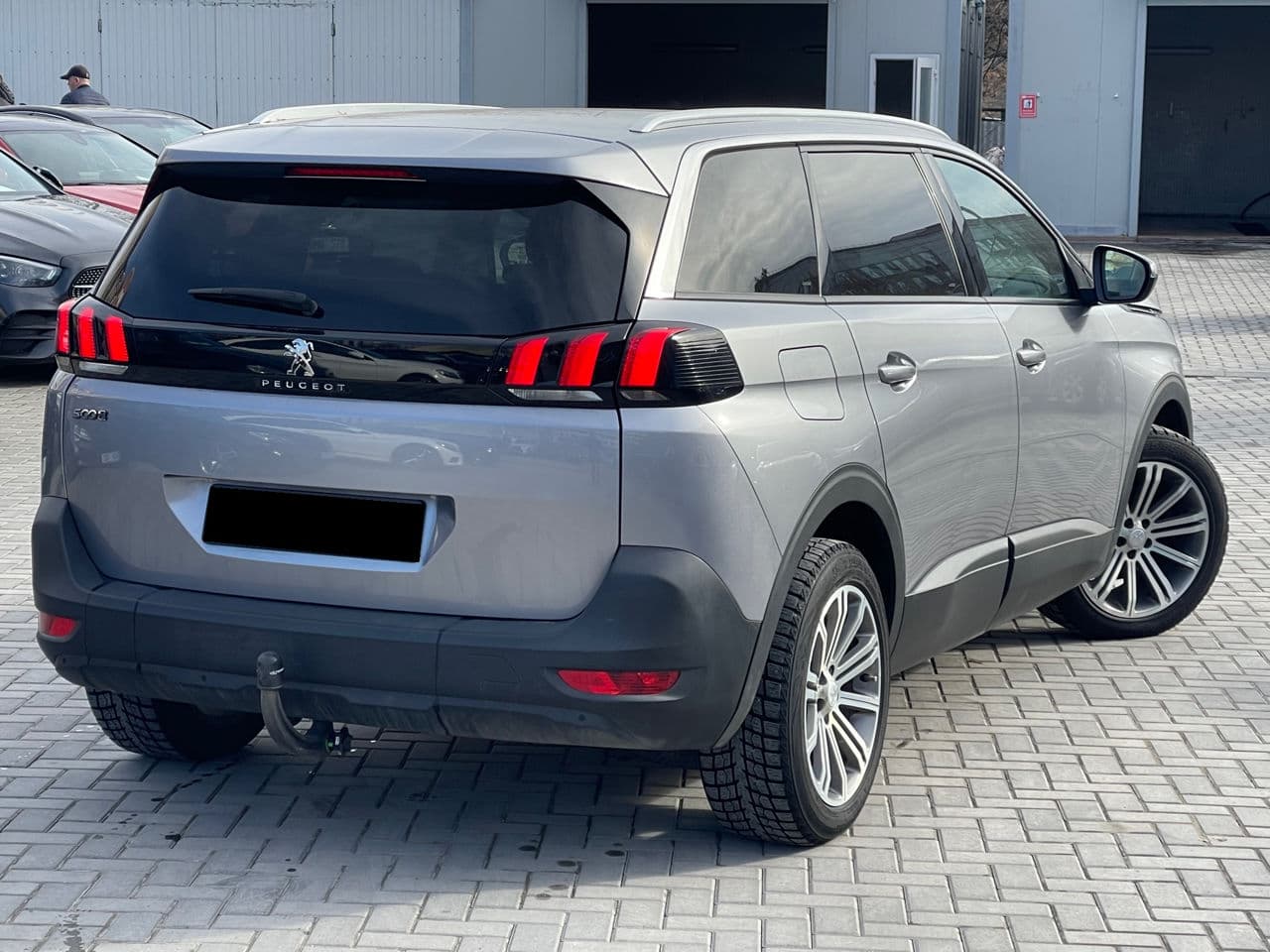 2018 Peugeot 5008 — Miniatură 2