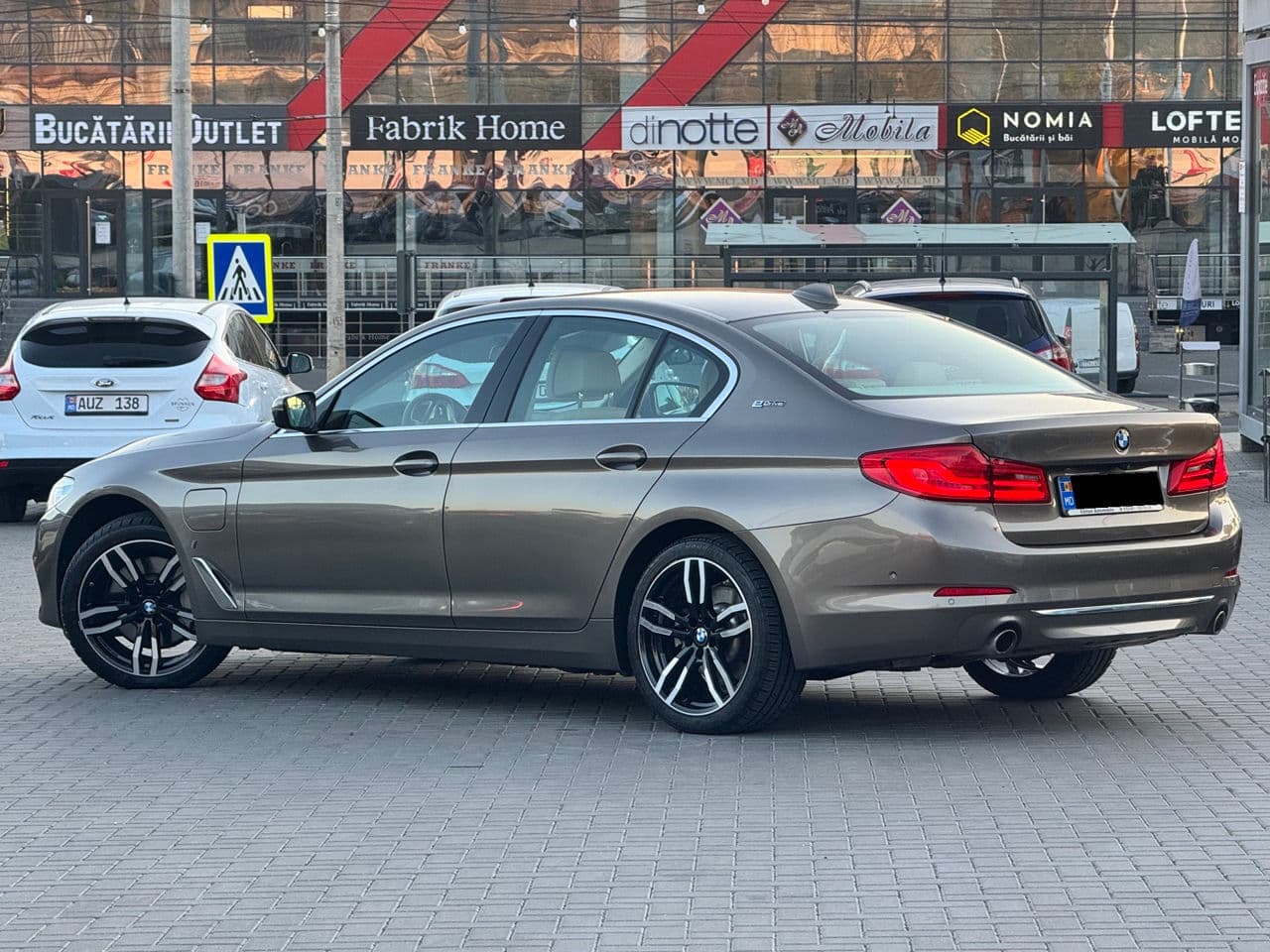 BMW 530e 2019 — Миниатюра 4