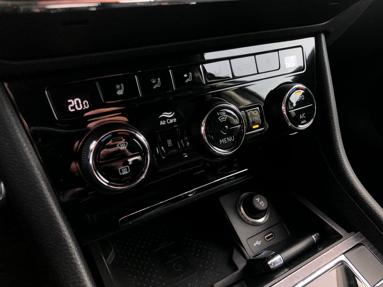 Skoda Superb 2019 — Миниатюра 12