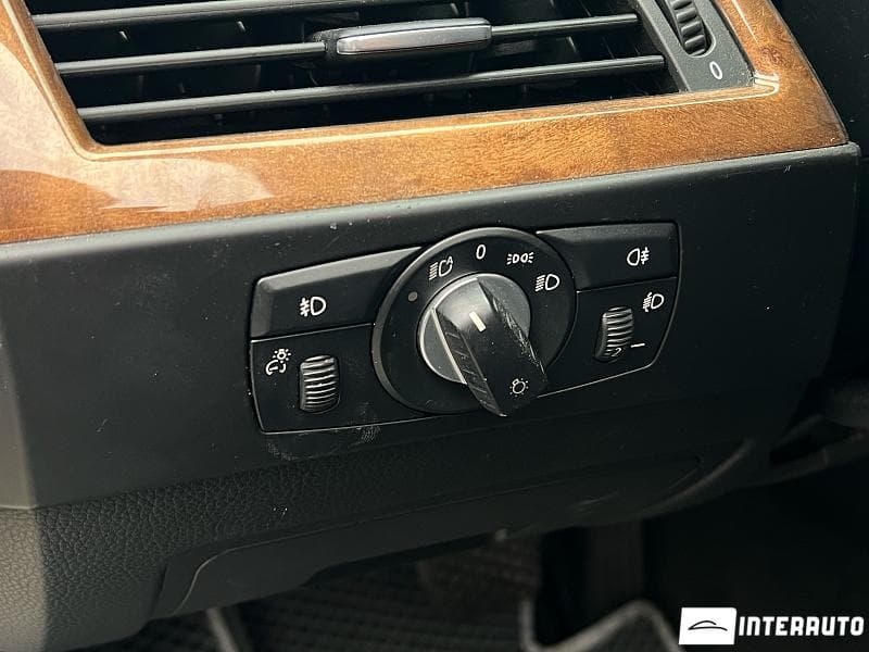 2006 BMW 525 — Miniatură 8