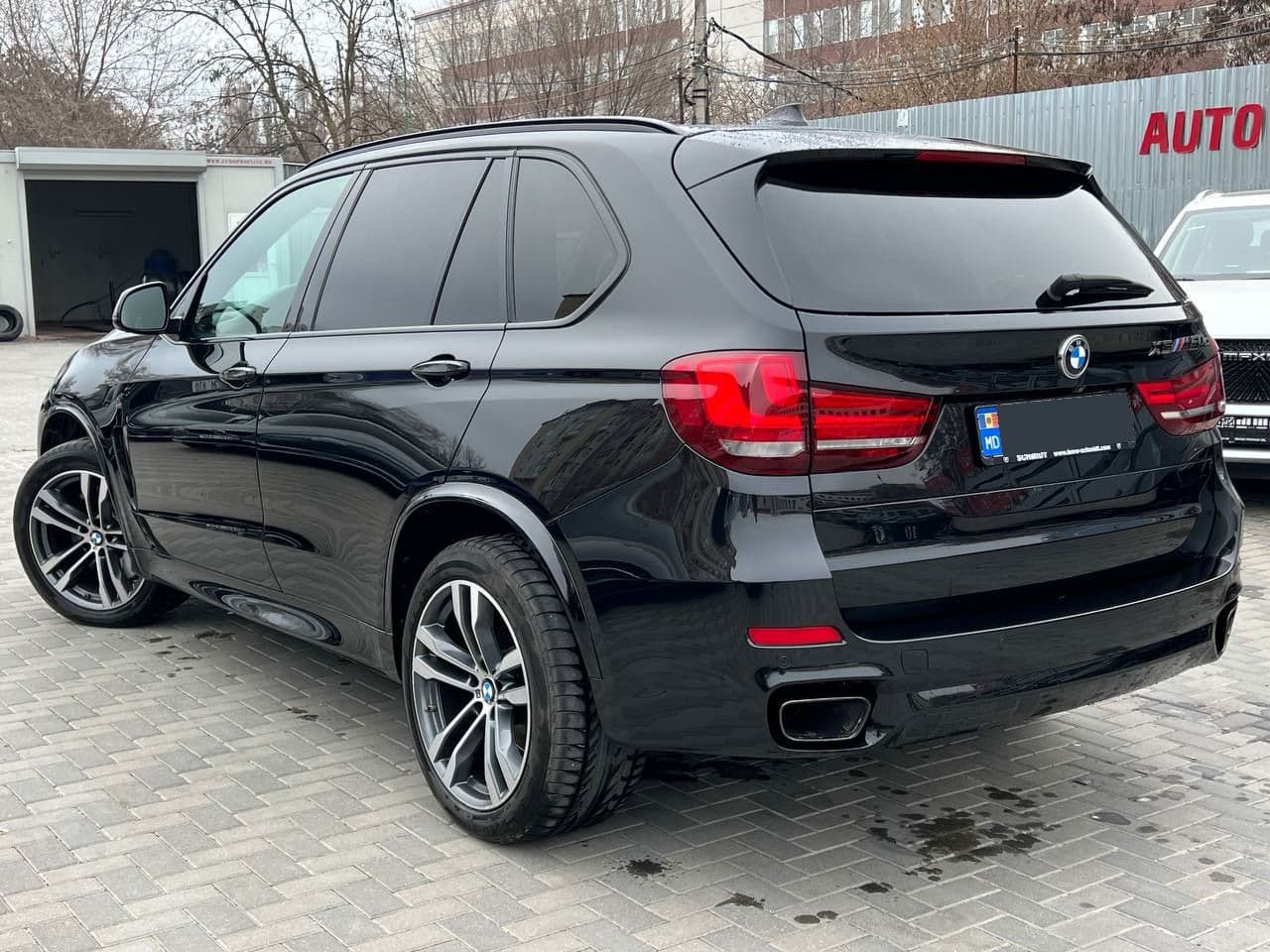2017 BMW X5 M5.0D — Miniatură 2