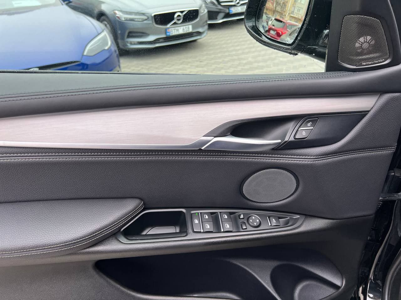 2017 BMW X5 M5.0D — Miniatură 5