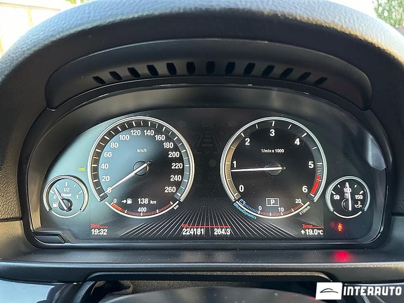 2014 BMW 520 — Miniatură 23
