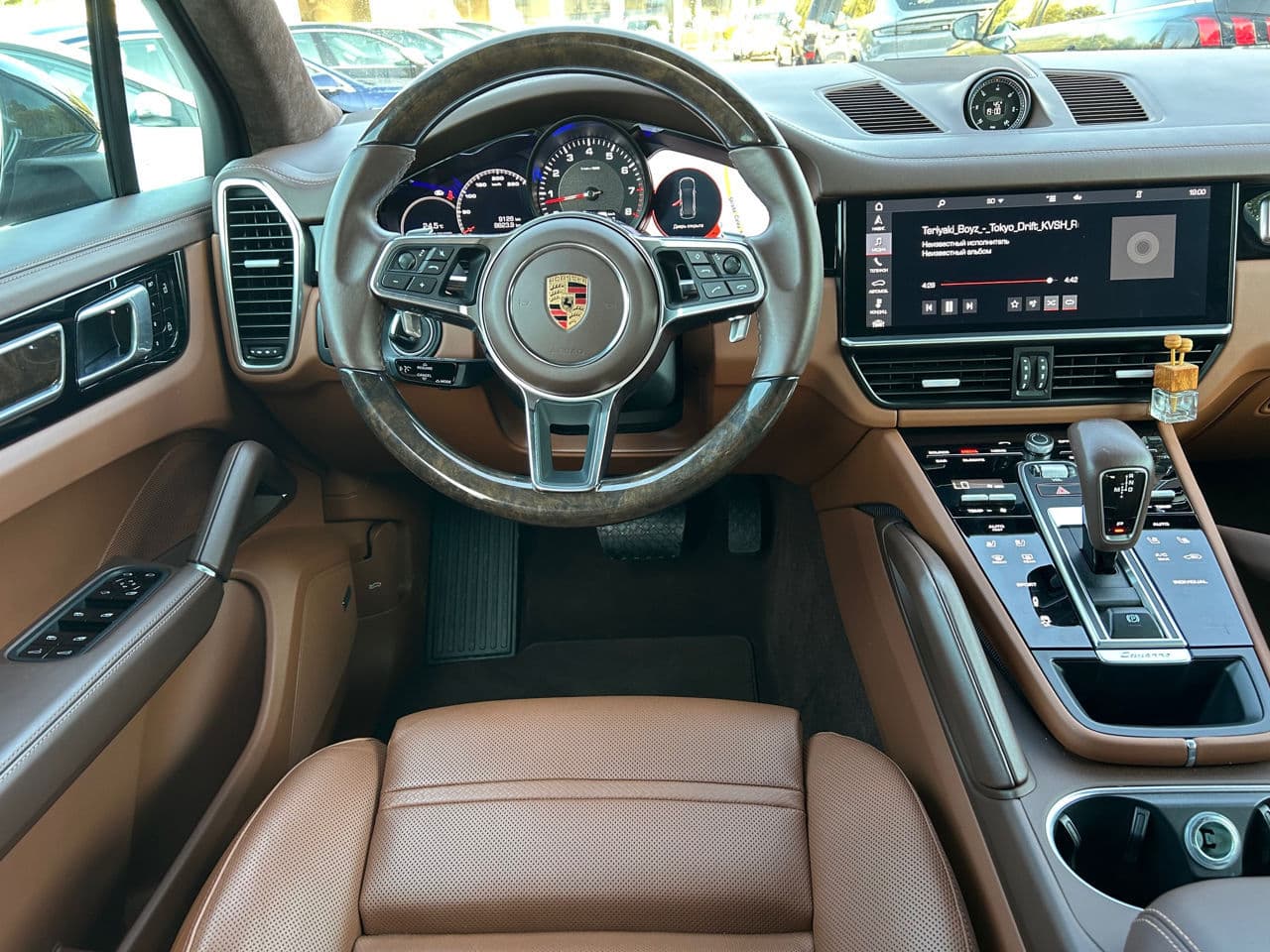 2019 Porsche Cayenne — Miniatură 7