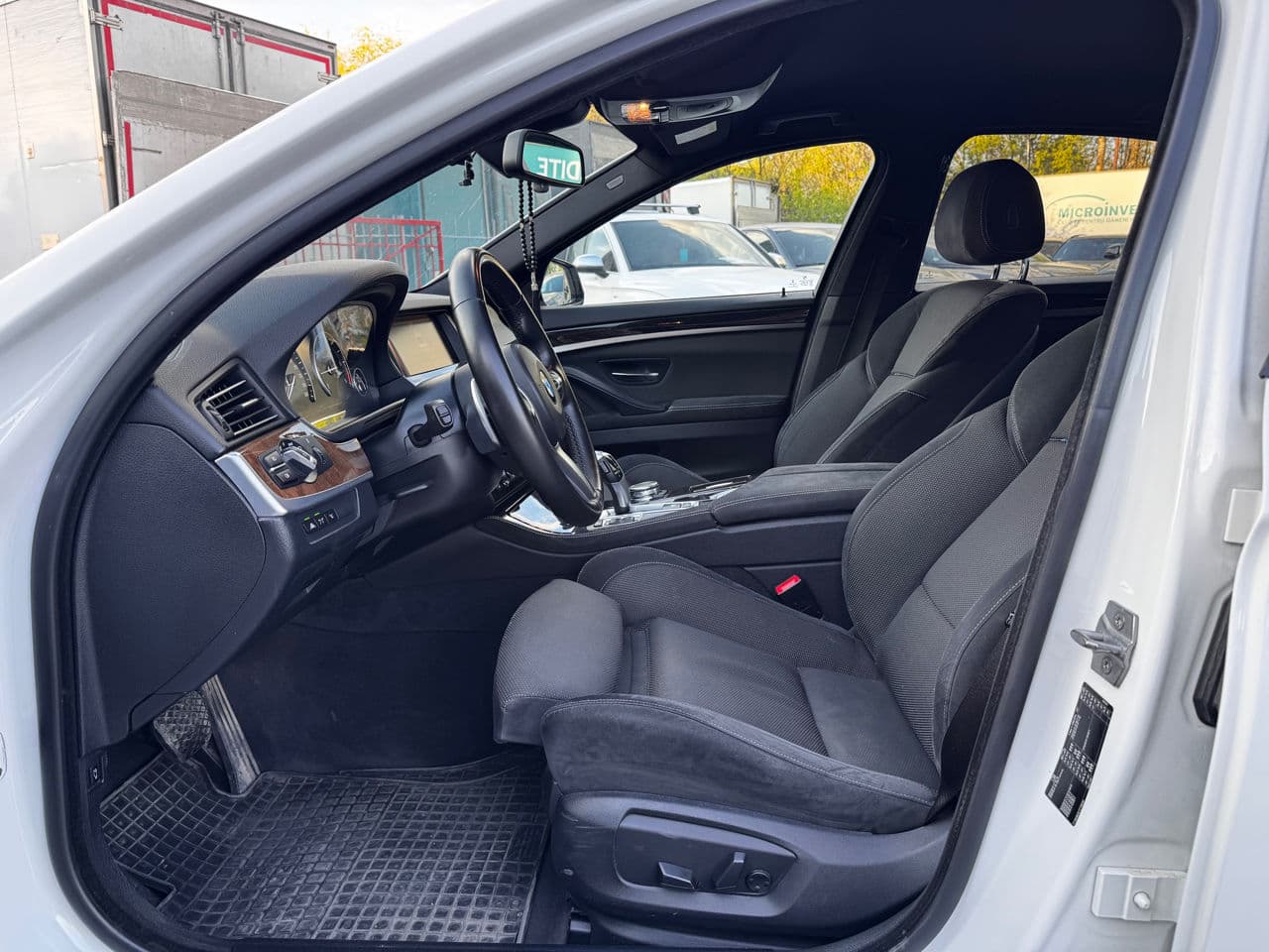 2016 BMW 520 — Miniatură 5