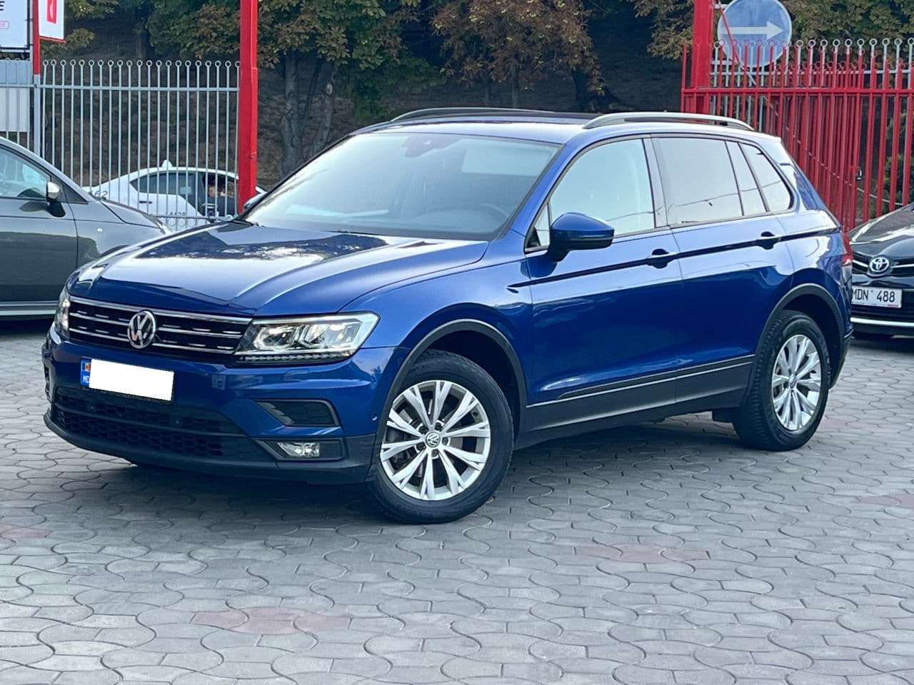 2019 Volkswagen Tiguan — Miniatură 2