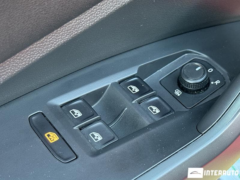 2020 Volkswagen Jetta GLI — Miniatură 20