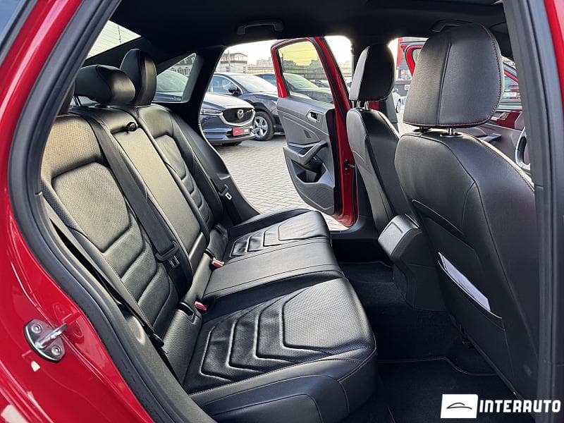 2020 Volkswagen Jetta GLI — Miniatură 14