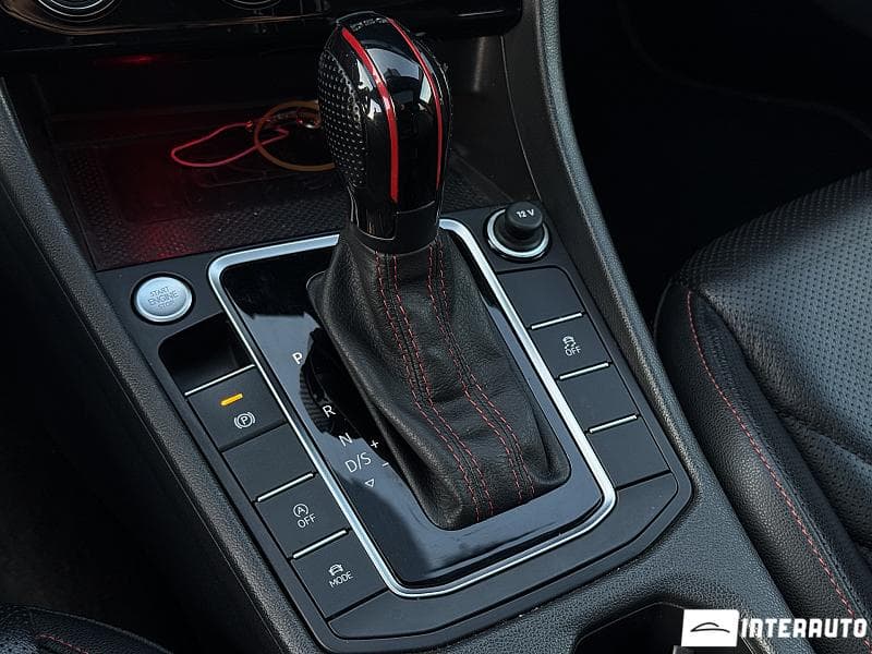 2020 Volkswagen Jetta GLI — Miniatură 12