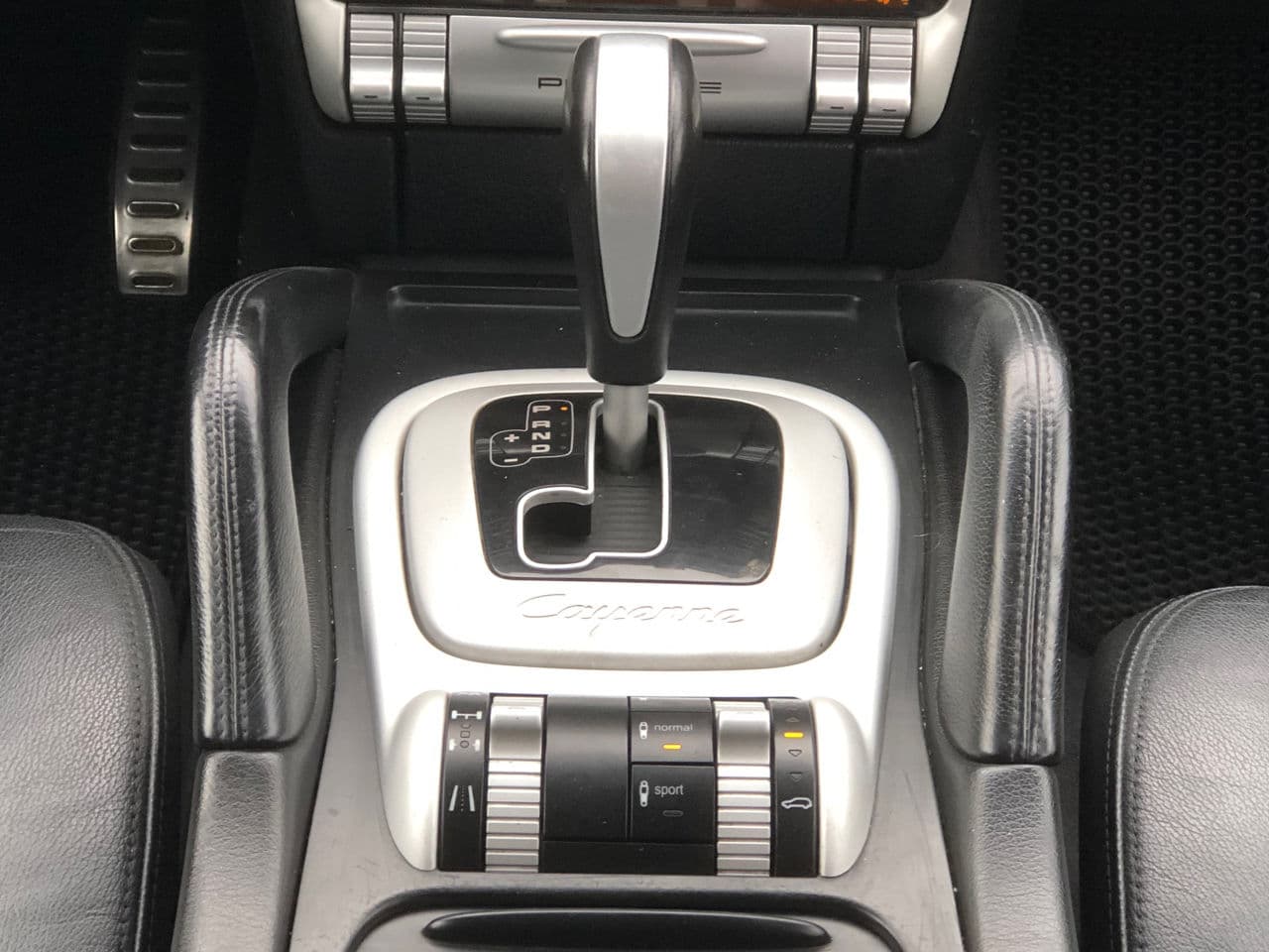Porsche Cayenne S 2005 — Миниатюра 13