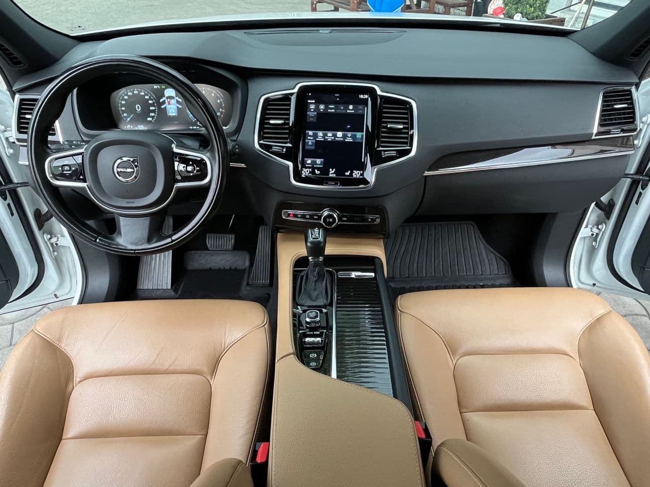 2017 Volvo XC 90 — Miniatură 10